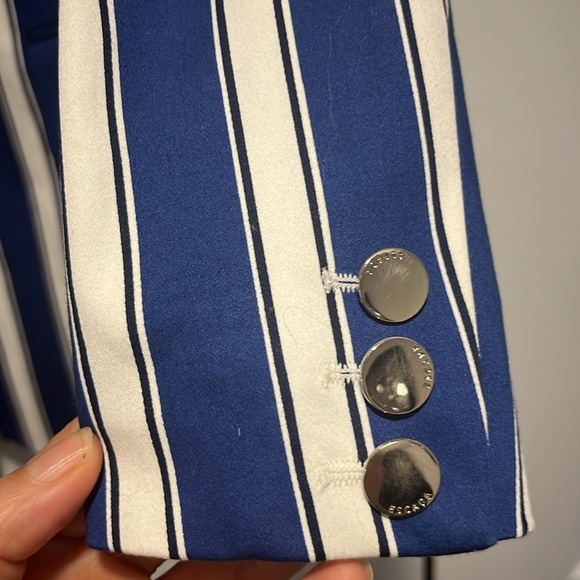 Worn twice blazer - Picture 3 of 4